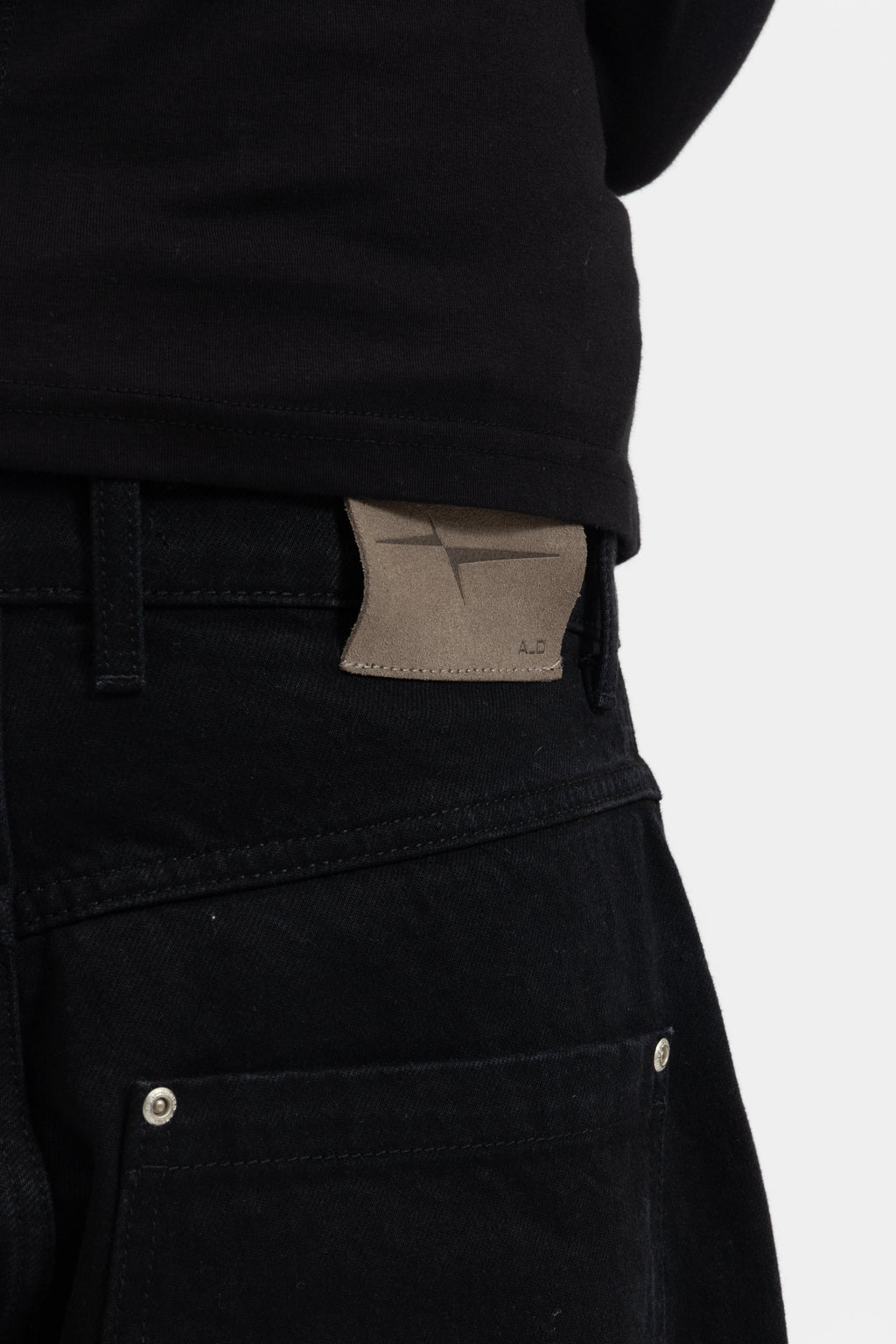 BAGGY DENIM JEANS - TRUE BLACK