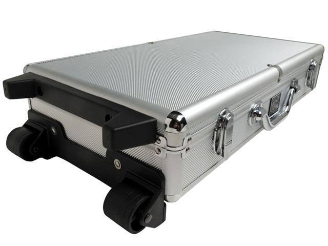 Ivory Tiles Wheeled Aluminum Case Z8718