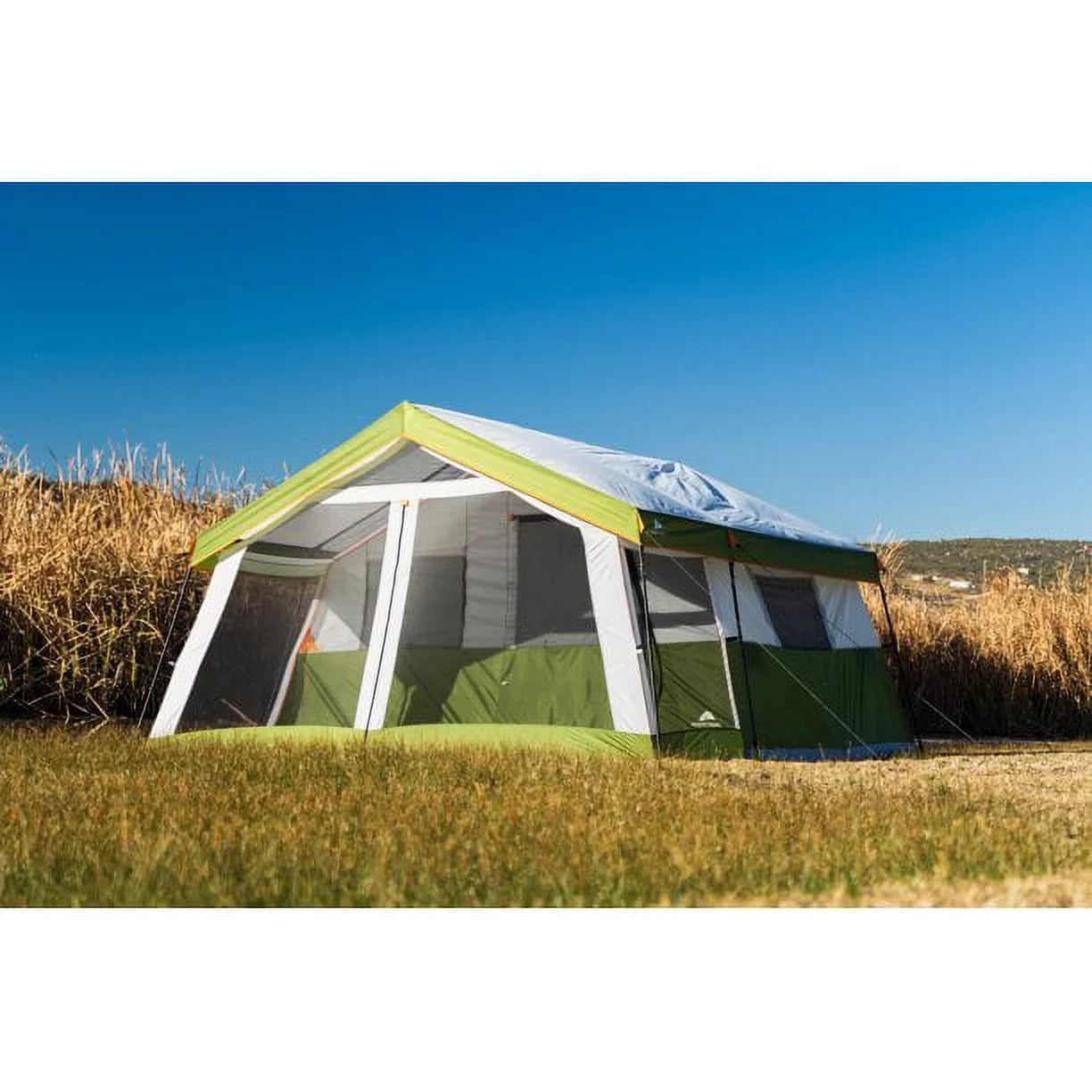 8-Person Family Cabin Tent with Screen Porch, Green Q56587