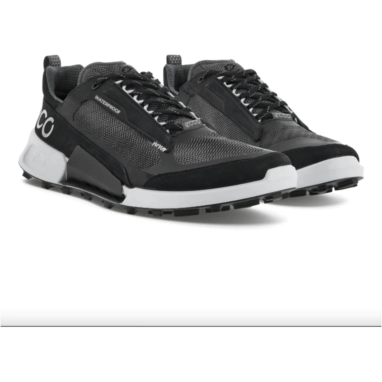 Magnet Black Men's Hiking Shoes D56857