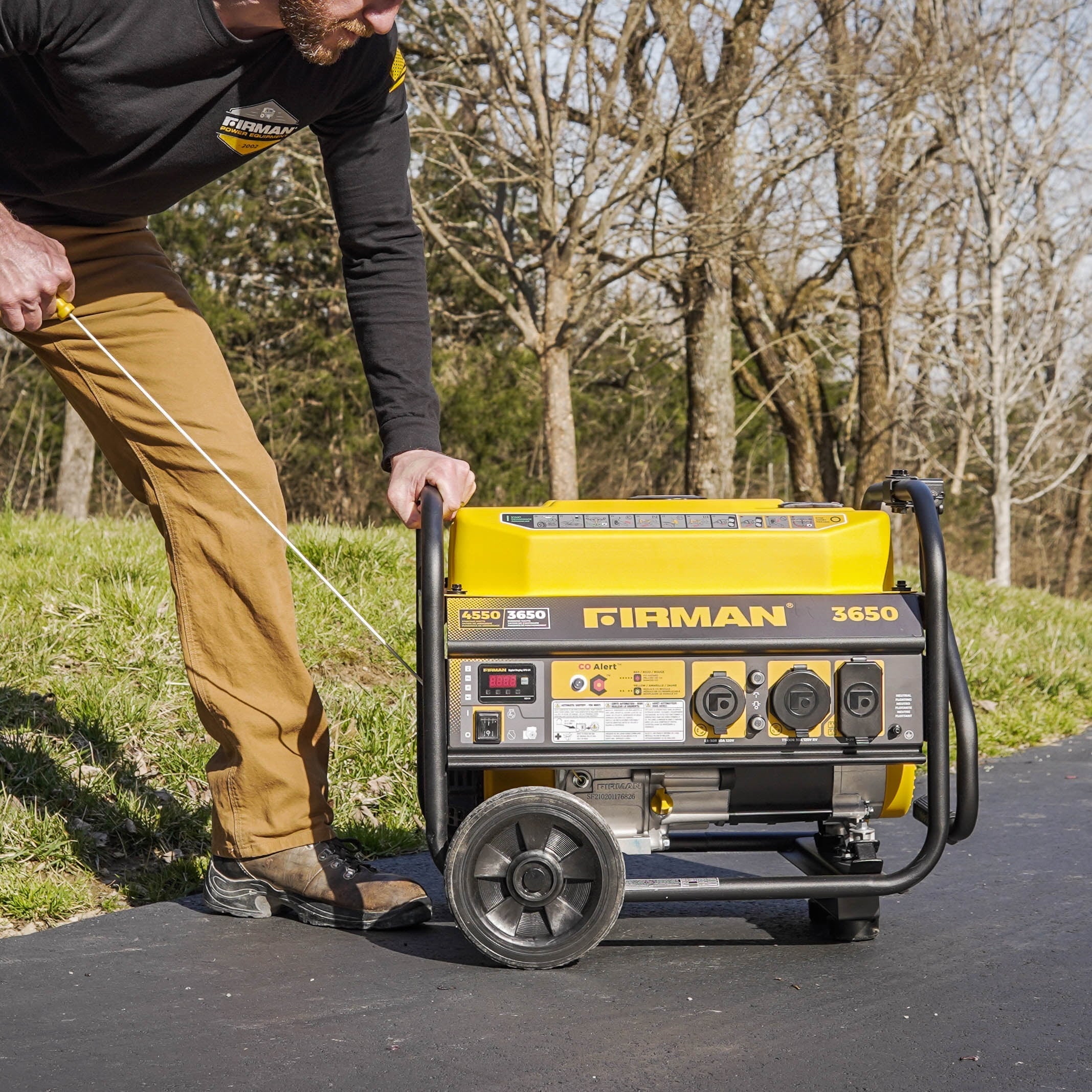 4550/3650 Watt Gas Portable Generator O976