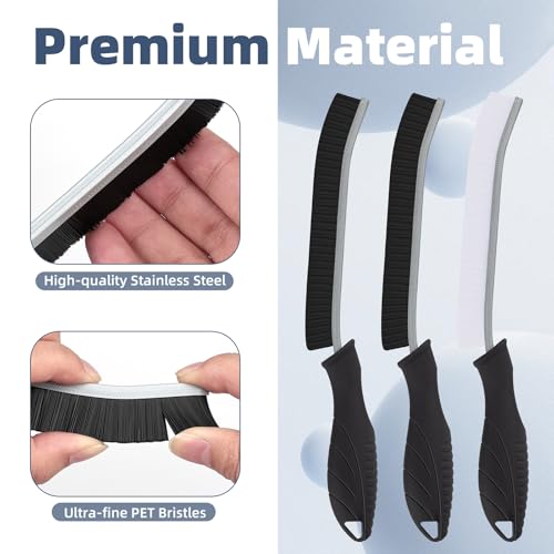 Black Crevice Cleaning Brush C4671