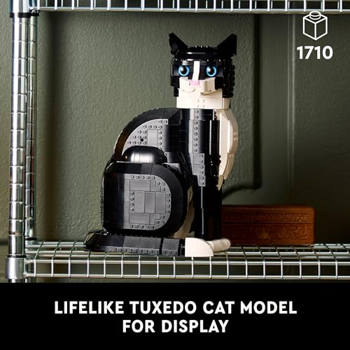 LEGO Ideas Tuxedo Cat Building Set W270400