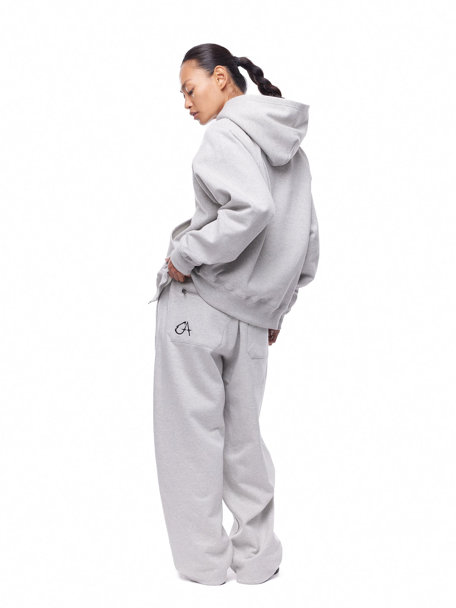 GA SIGNATURE ZIP-UP HOODIE - GREY