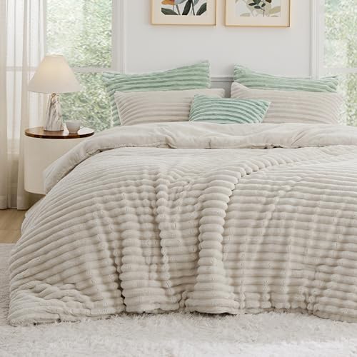 King Size Cream White Faux Fur Comforter Set with 2 Pillowcases X701