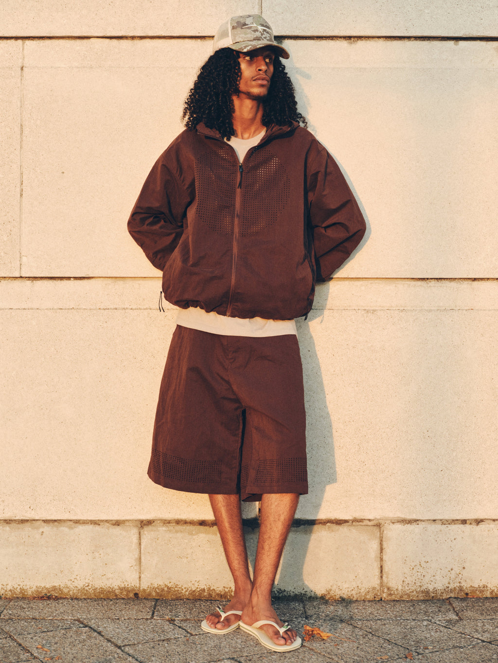 VENTILATED SHORTS - MAHOGANY