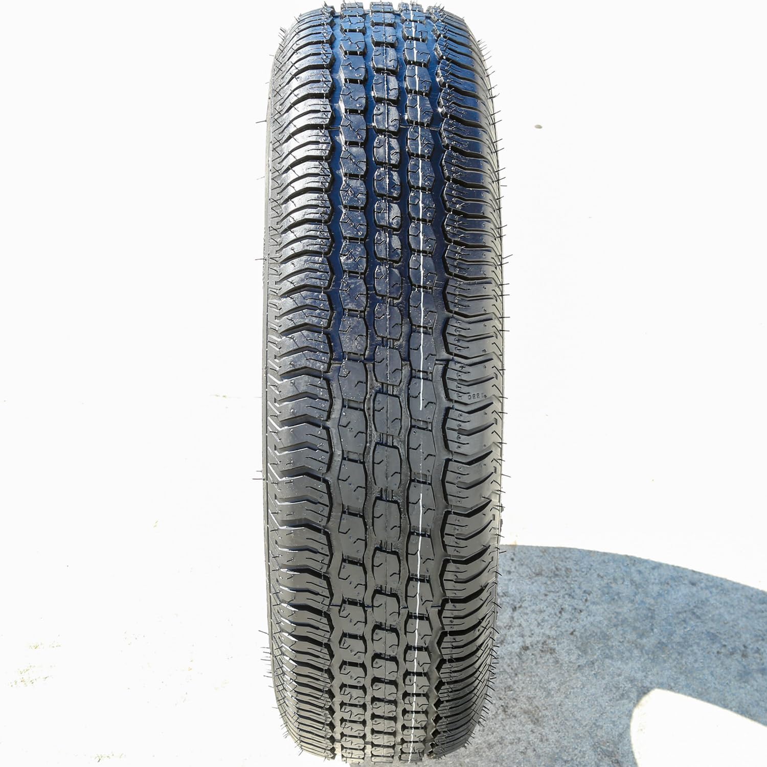 P235/75R15 105S All Season Radial Tire R850483