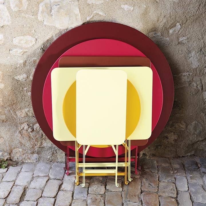Red Ochre Round Folding Table V264205