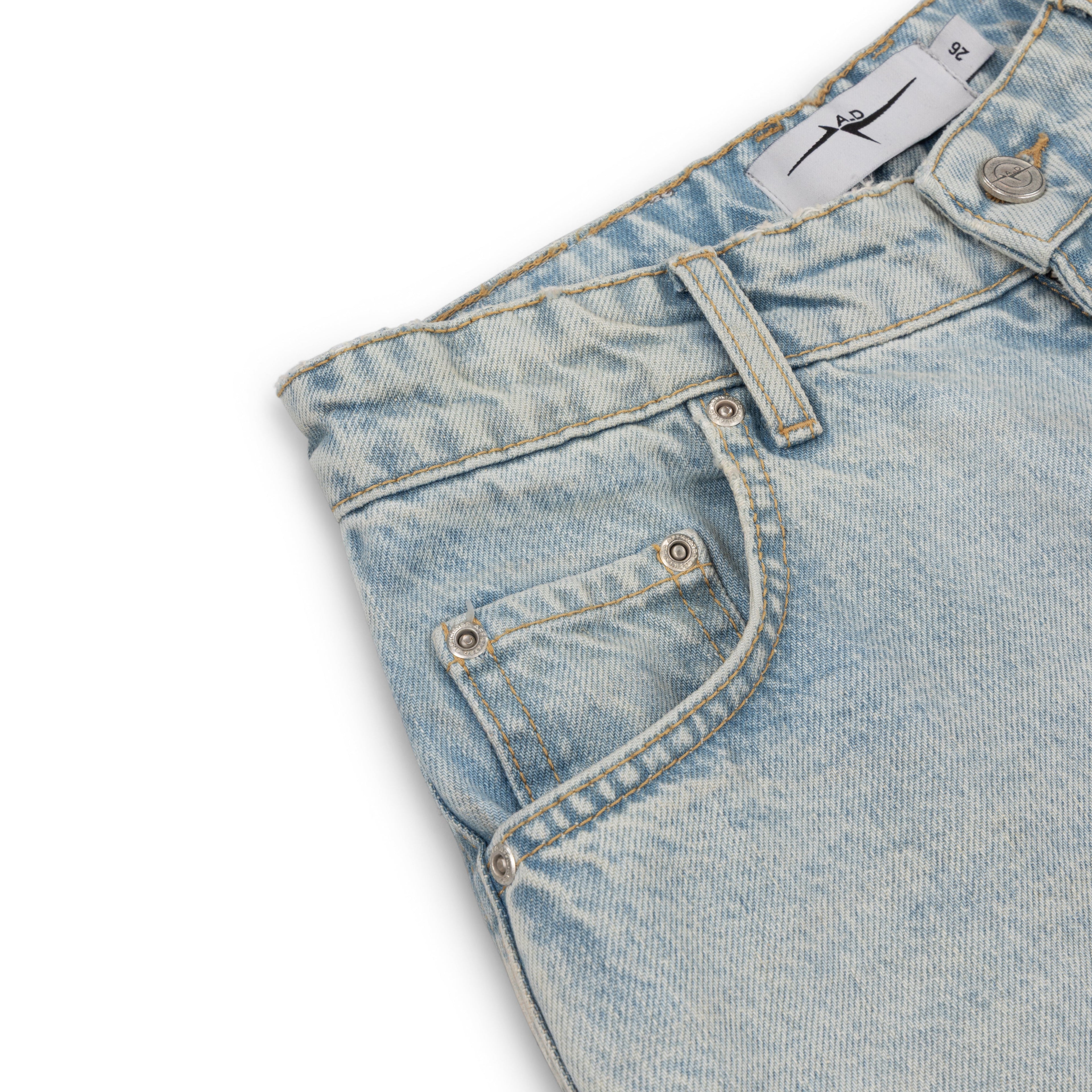 BAGGY DENIM SHORTS - SUN BLEACHED BLUE