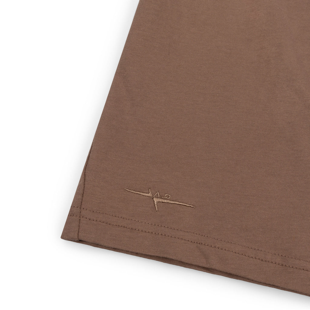 SIGNATURE SHORT SLEEVE T-SHIRT - BROWN