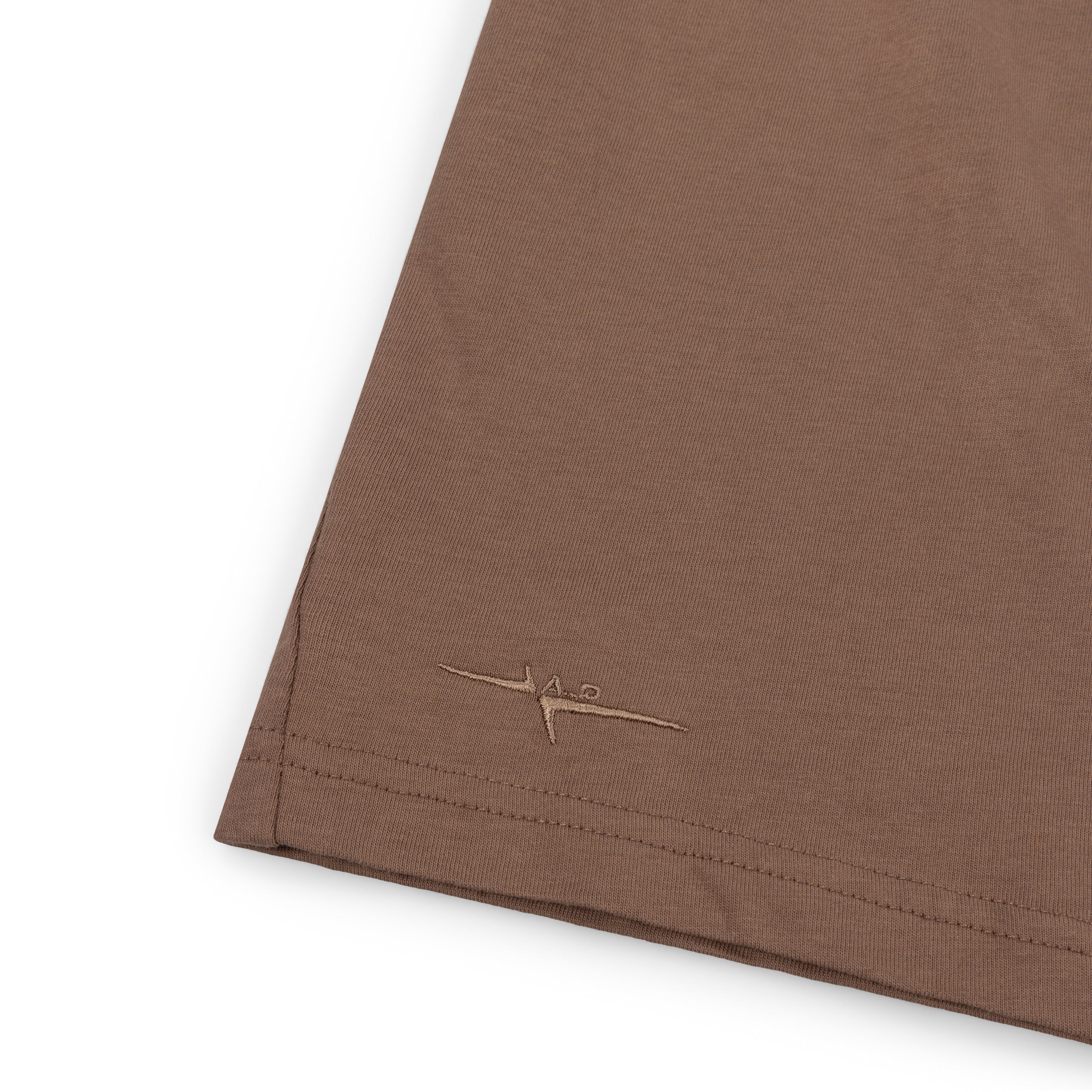 SIGNATURE SHORT SLEEVE T-SHIRT - BROWN