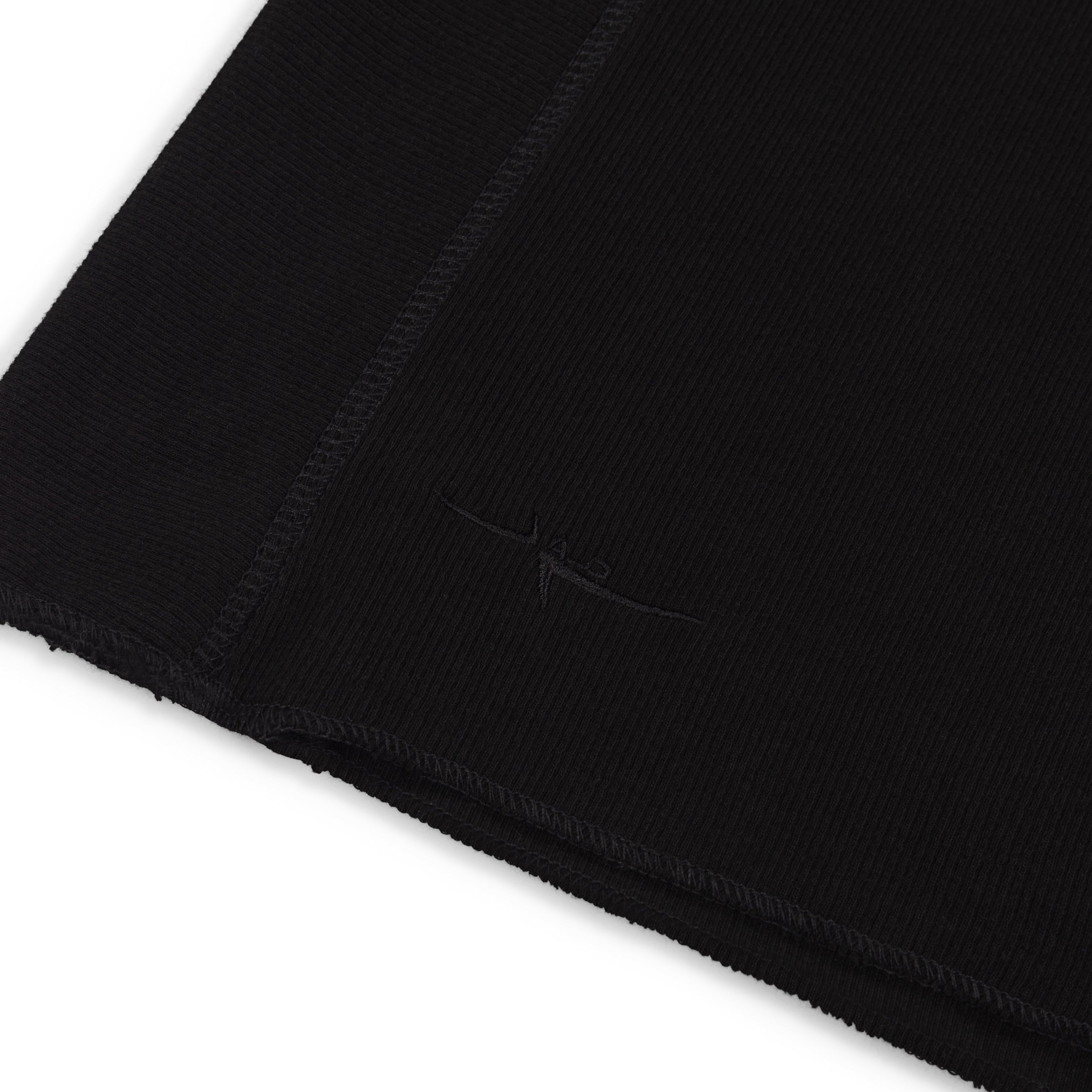 SIGNATURE RIBBED LONGSLEEVE - TRUE BLACK