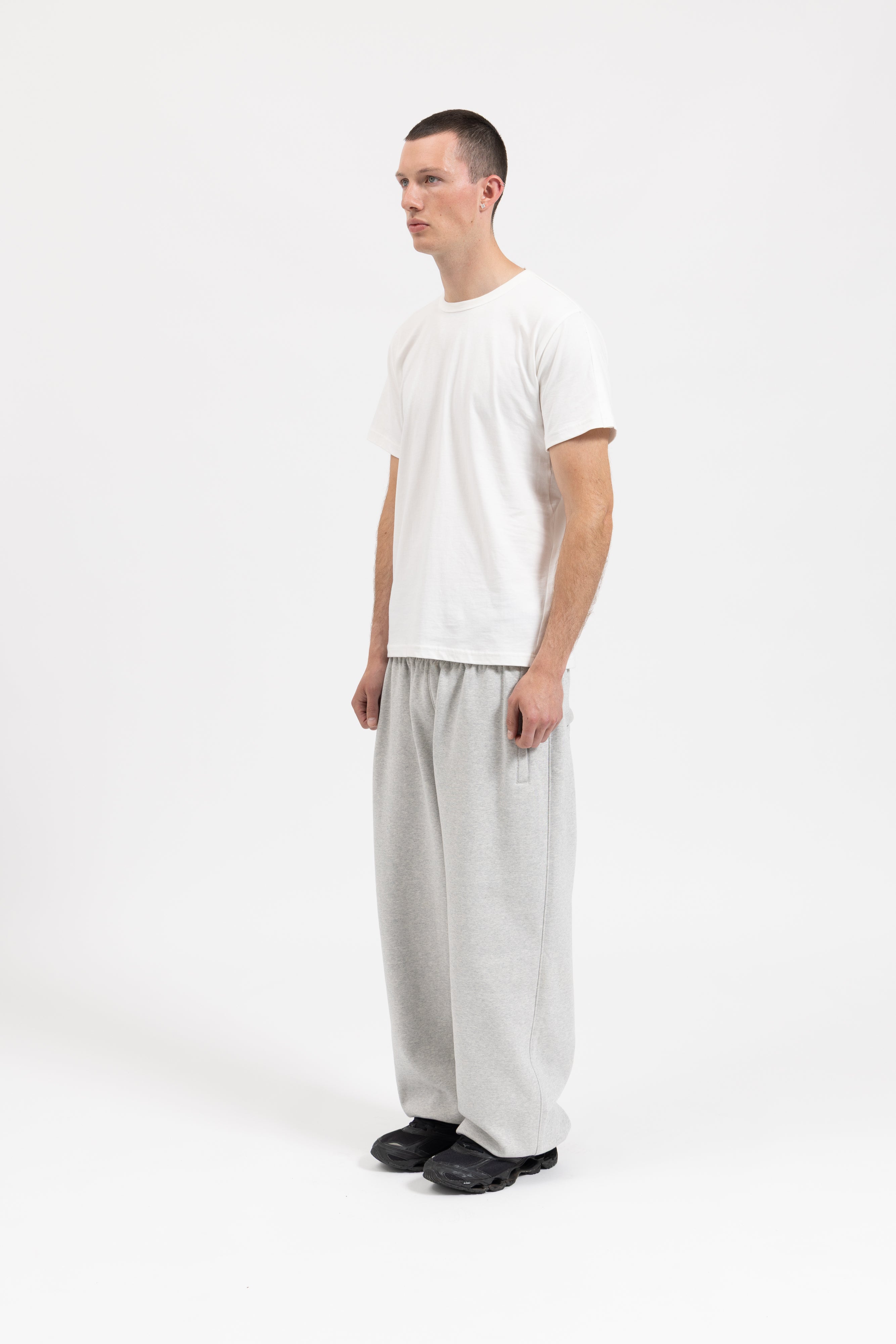 SIGNATURE CUFFED JOGGERS - GREY