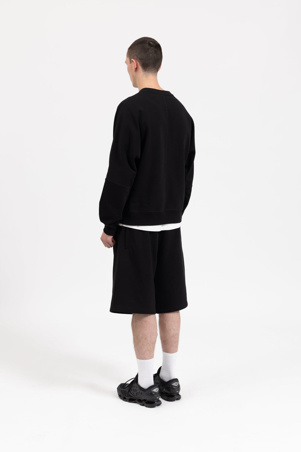 DRIFT CREWNECK - TRUE BLACK