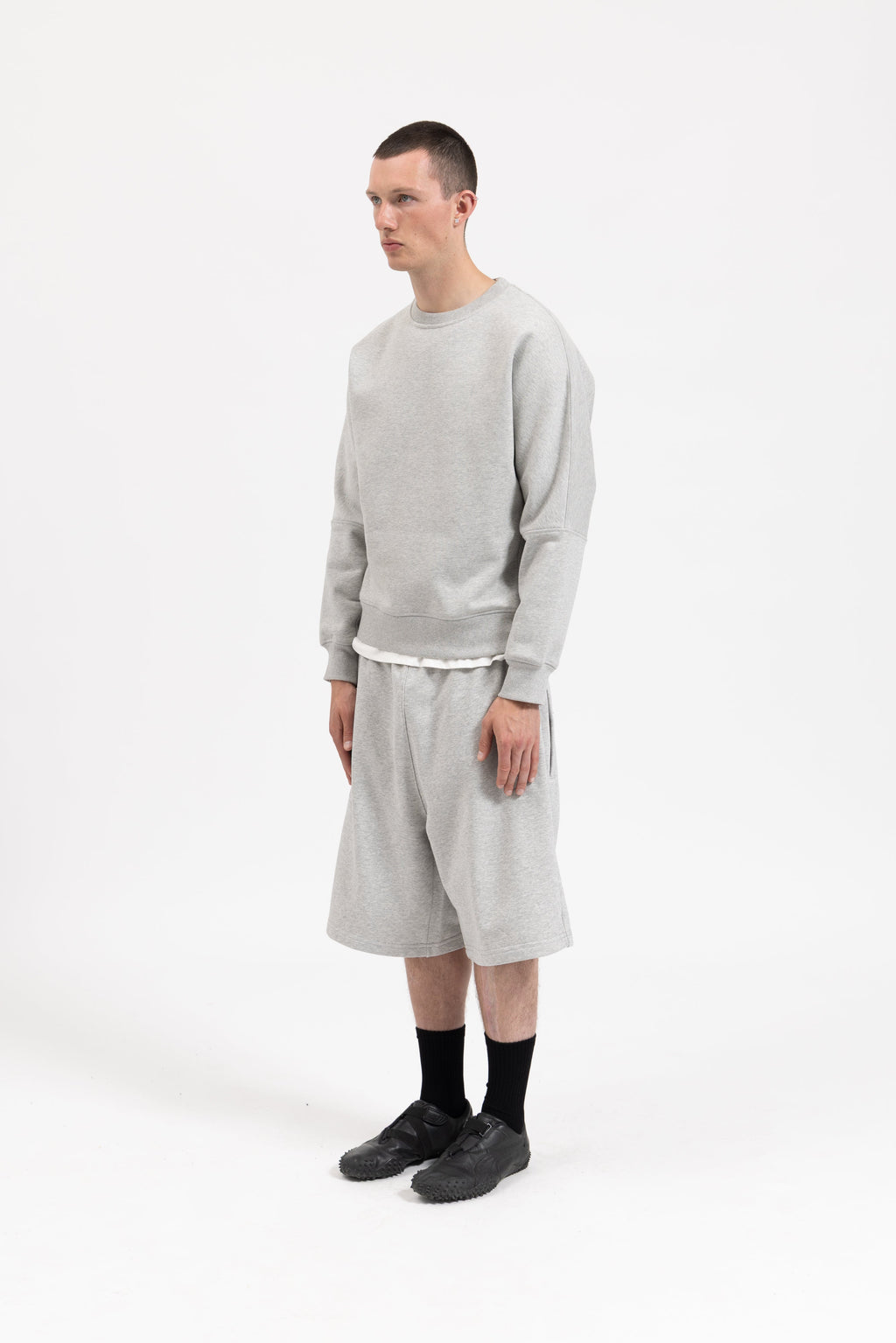 DRIFT CREWNECK - GREY