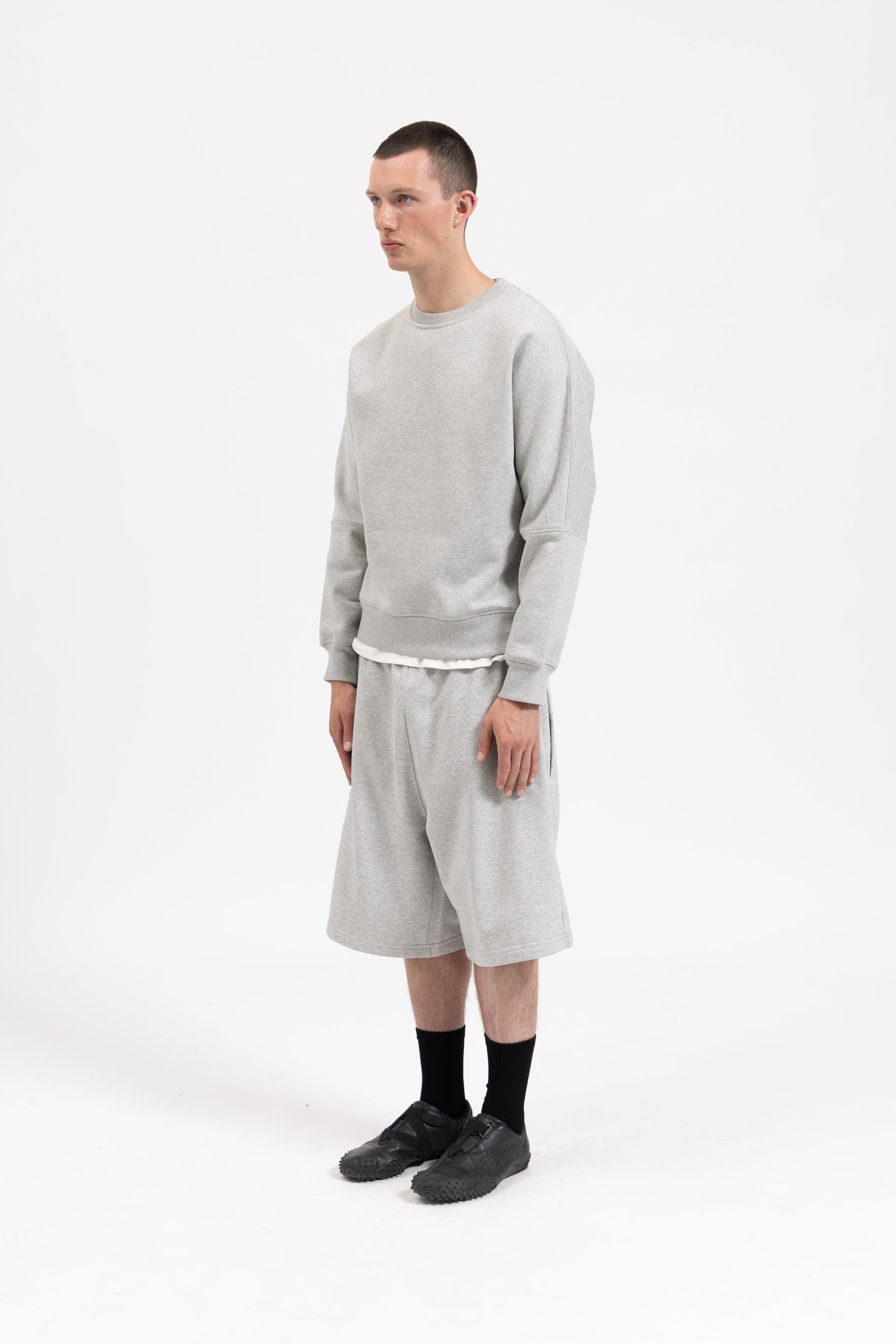 DRIFT CREWNECK - GREY