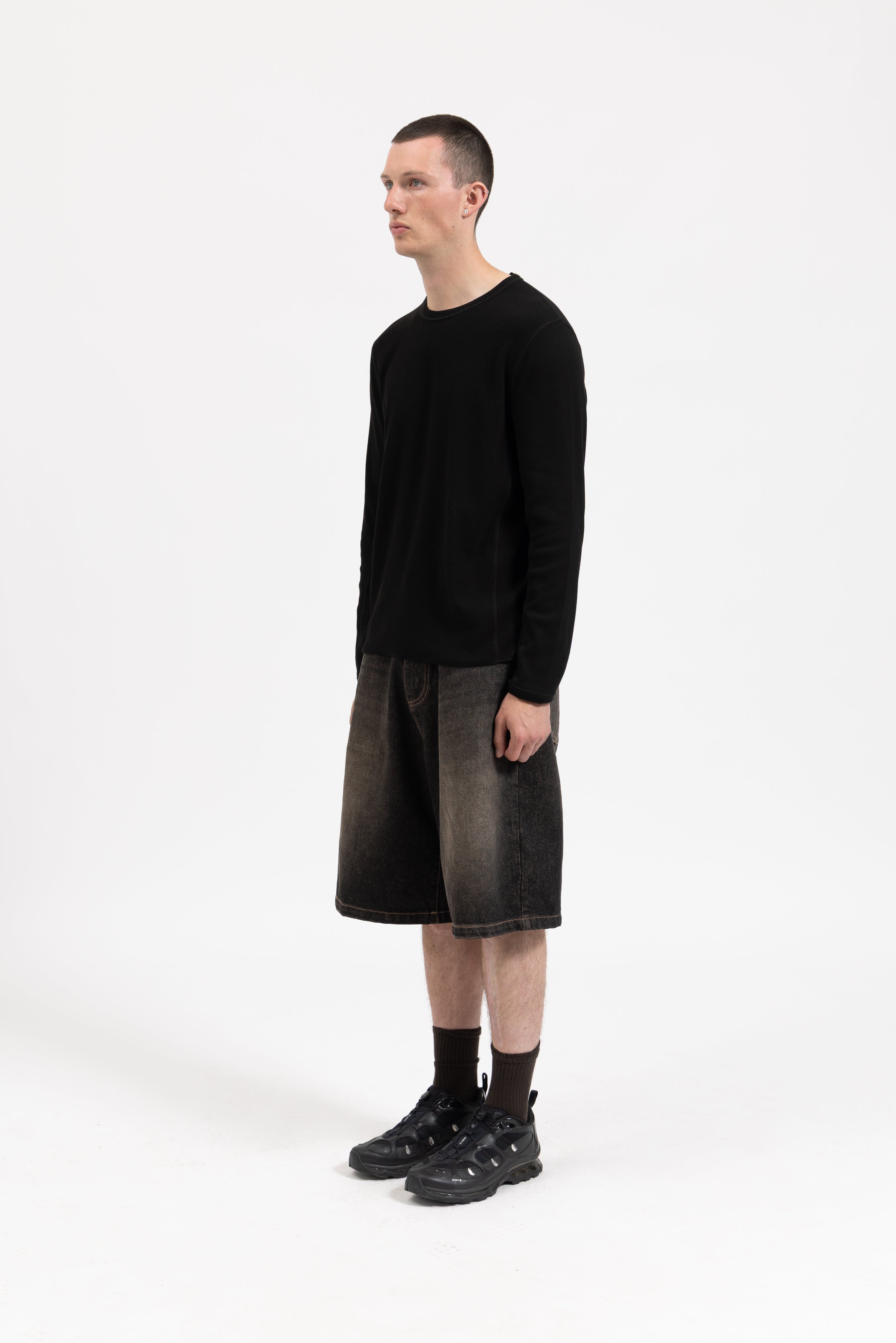 SIGNATURE RIBBED LONGSLEEVE - TRUE BLACK