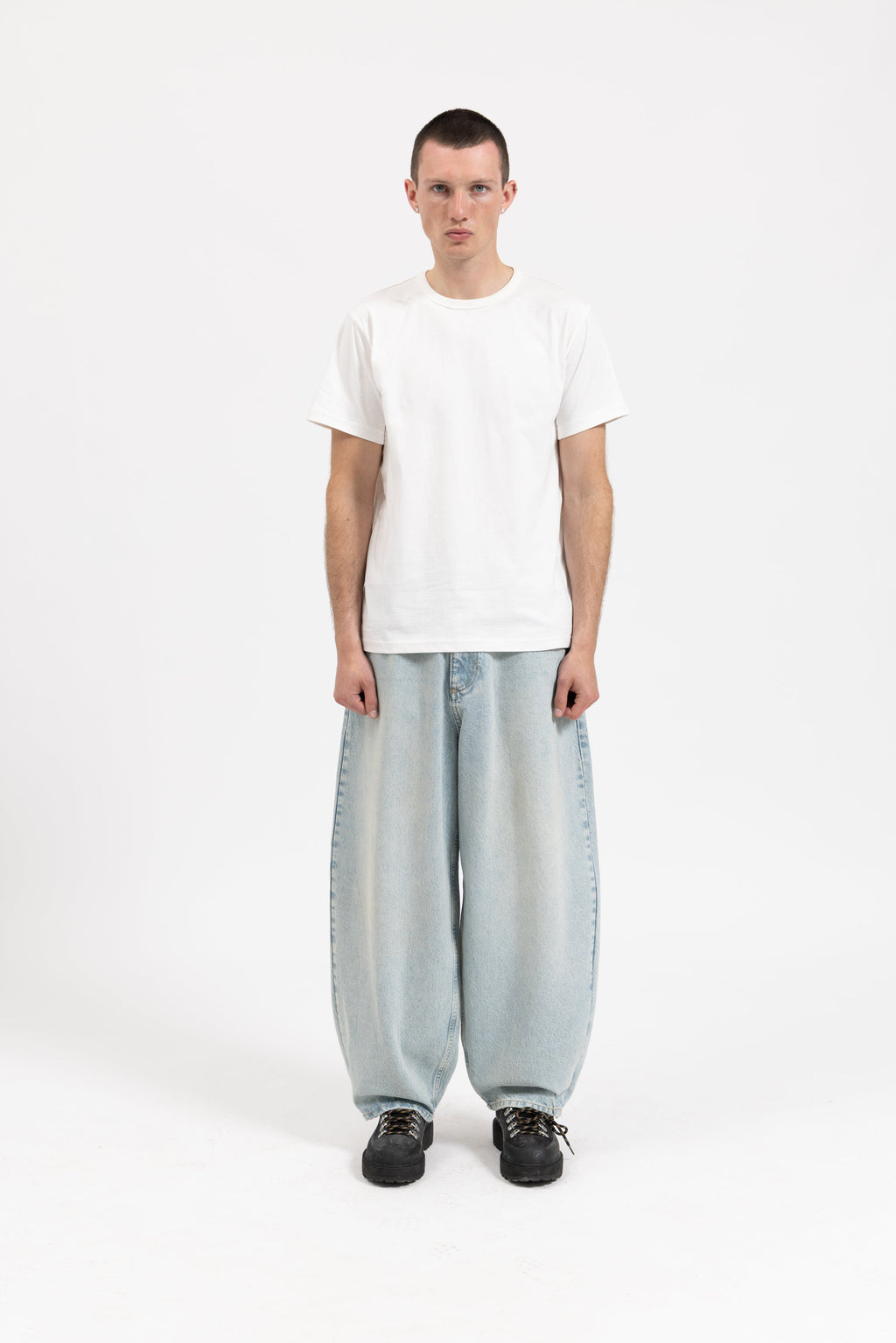 BAGGY DENIM JEANS - SUN BLEACHED BLUE