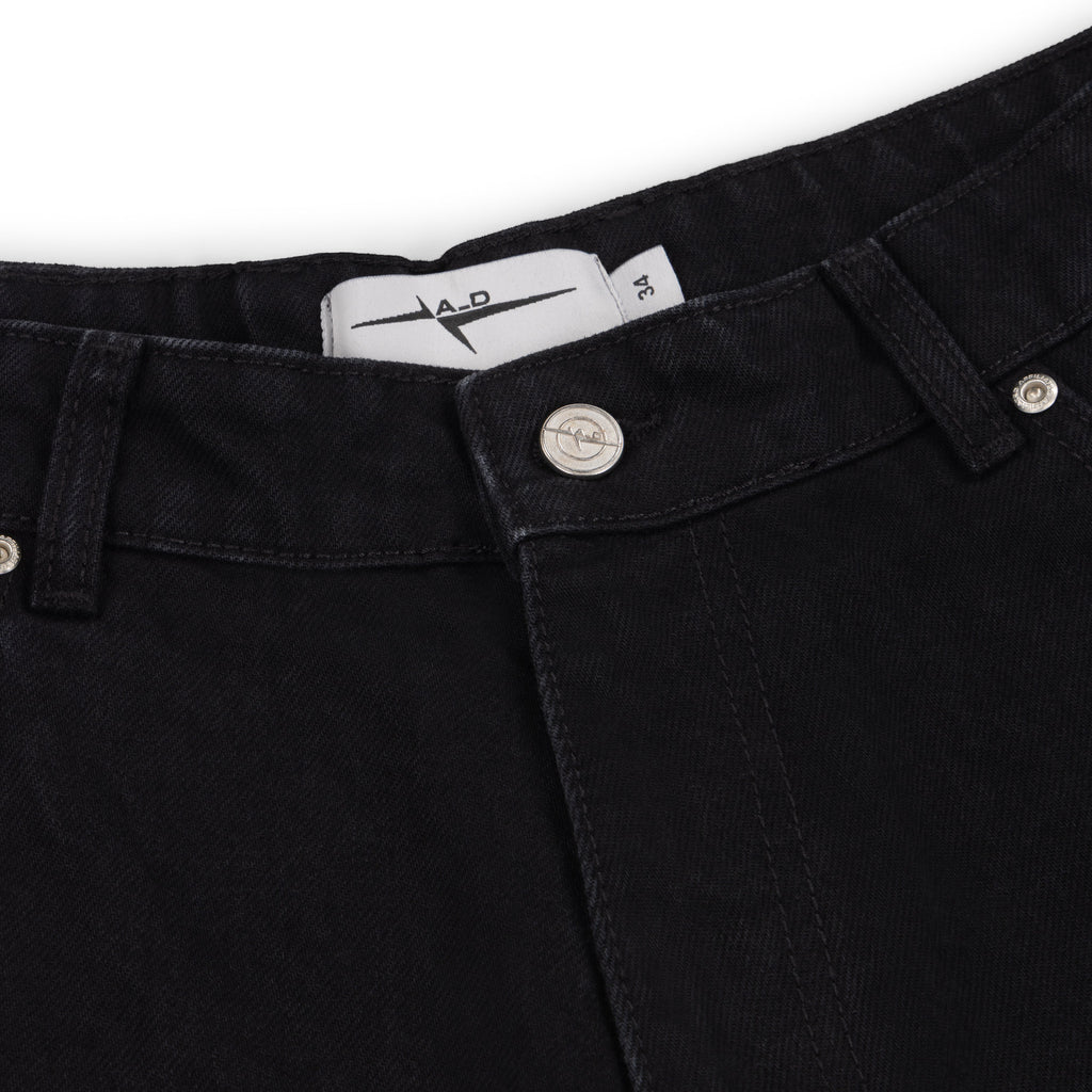 BAGGY DENIM SHORTS - TRUE BLACK
